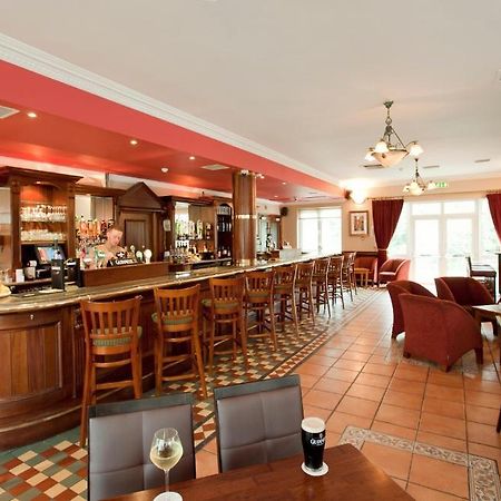 Riverside Park Hotel Macroom Kültér fotó