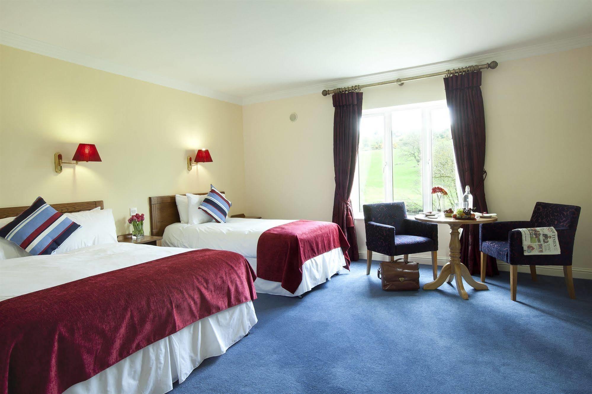 Riverside Park Hotel Macroom Kültér fotó